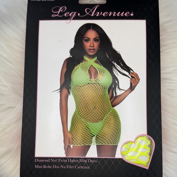 VEGAS Ready Fishnet Cover Up - Picture 6 of 7